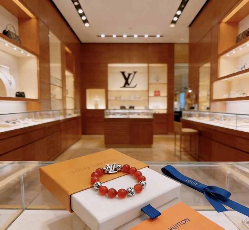 LV Bracelet 03yxs26